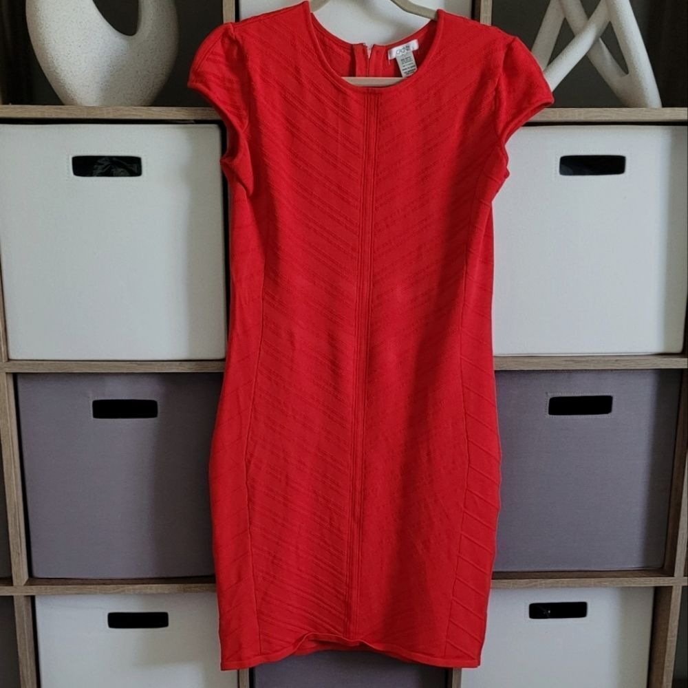 ♥️CACHE Elegant Fire Red Chevron Dress Size L - Picture 3 of 16
